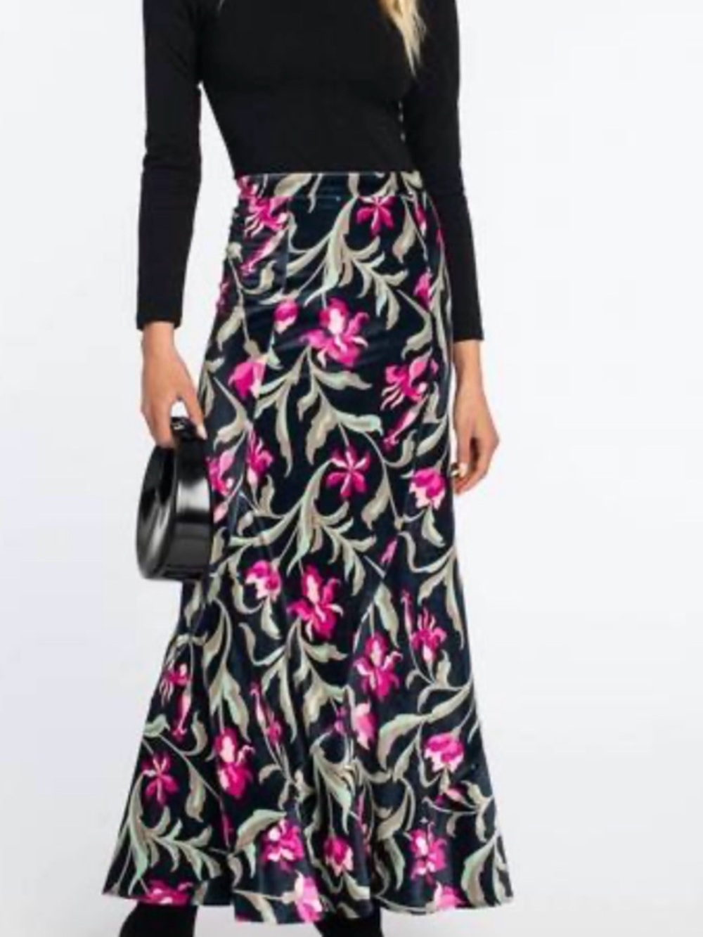 Elizabeth  James The Label
Floral Velvet High Waist Maxi
Skirt size XS